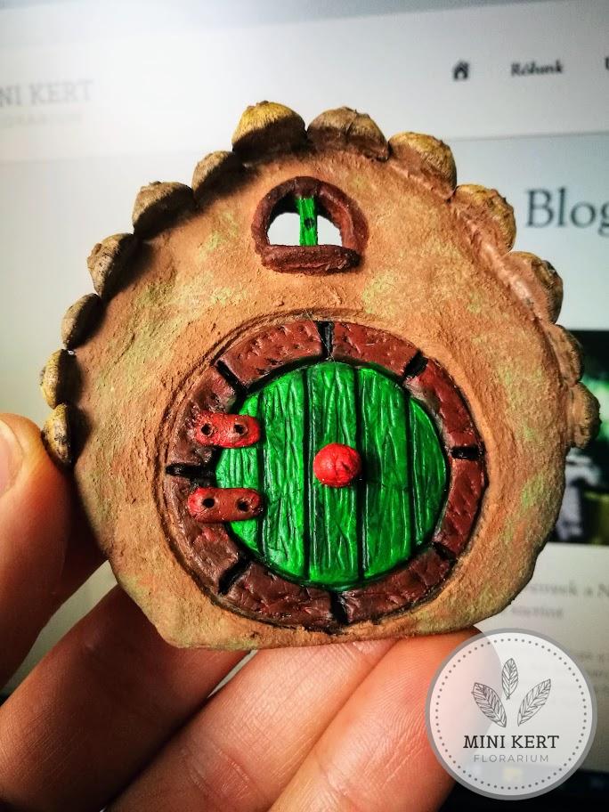 hobbit ház ajtó álló