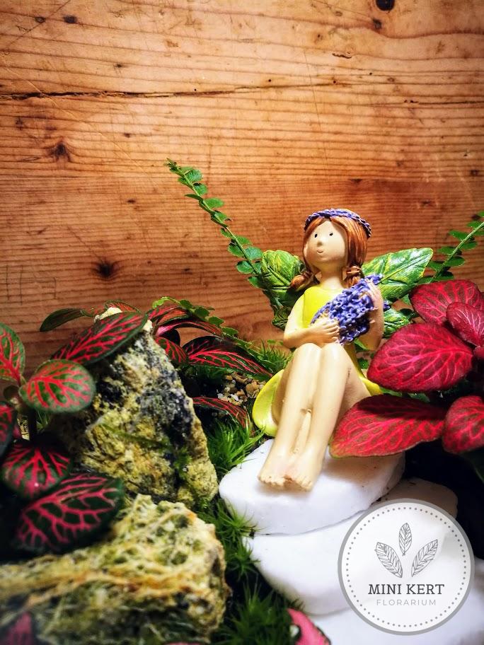 Üvegbödön florárium "fehér márványlépcső"