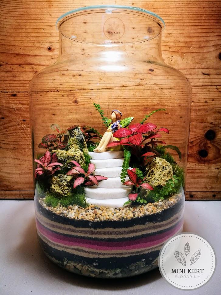 Üvegbödön florárium "fehér márványlépcső"